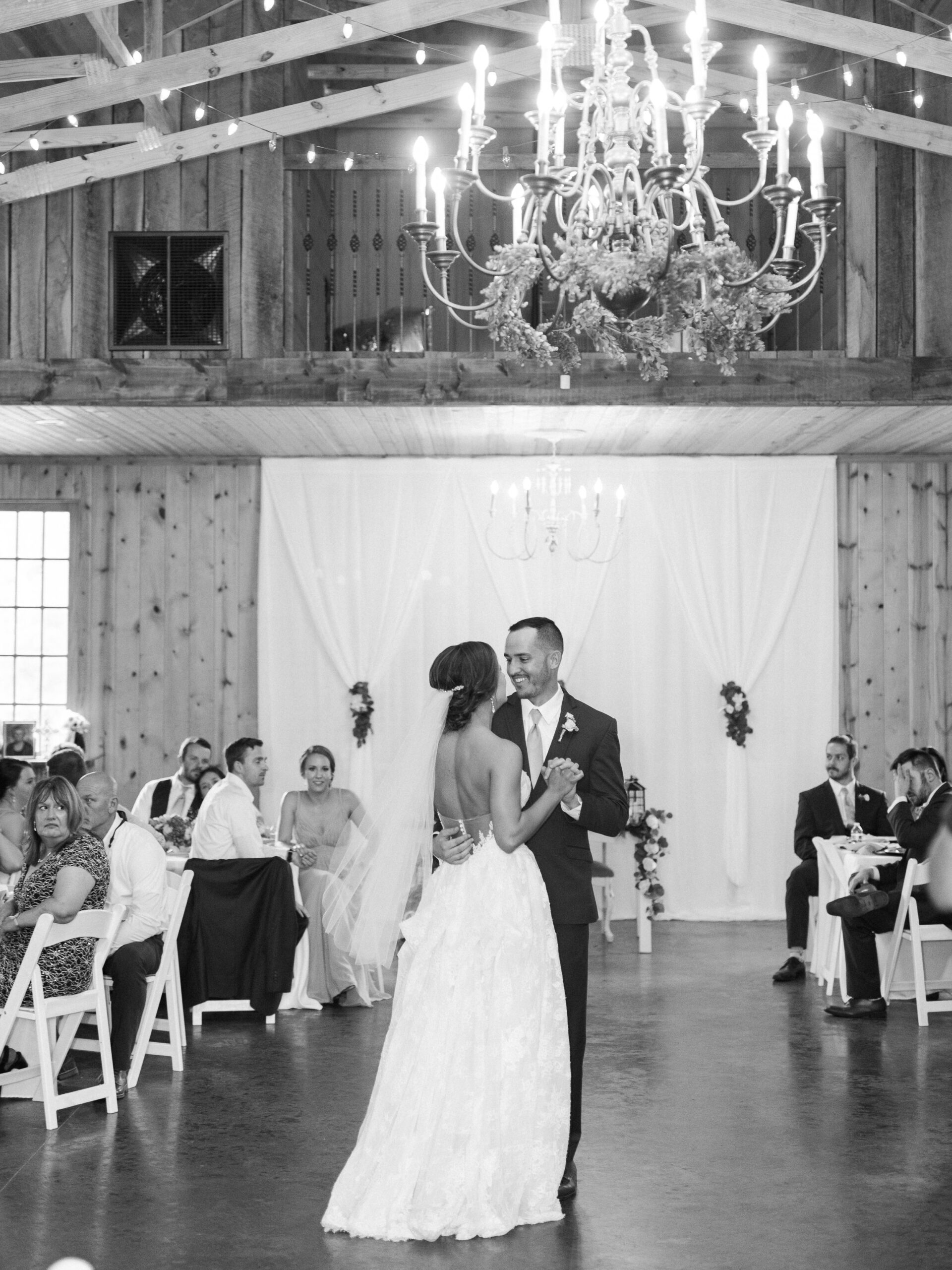 Elegant Barn Wedding Nashville-1054.jpg