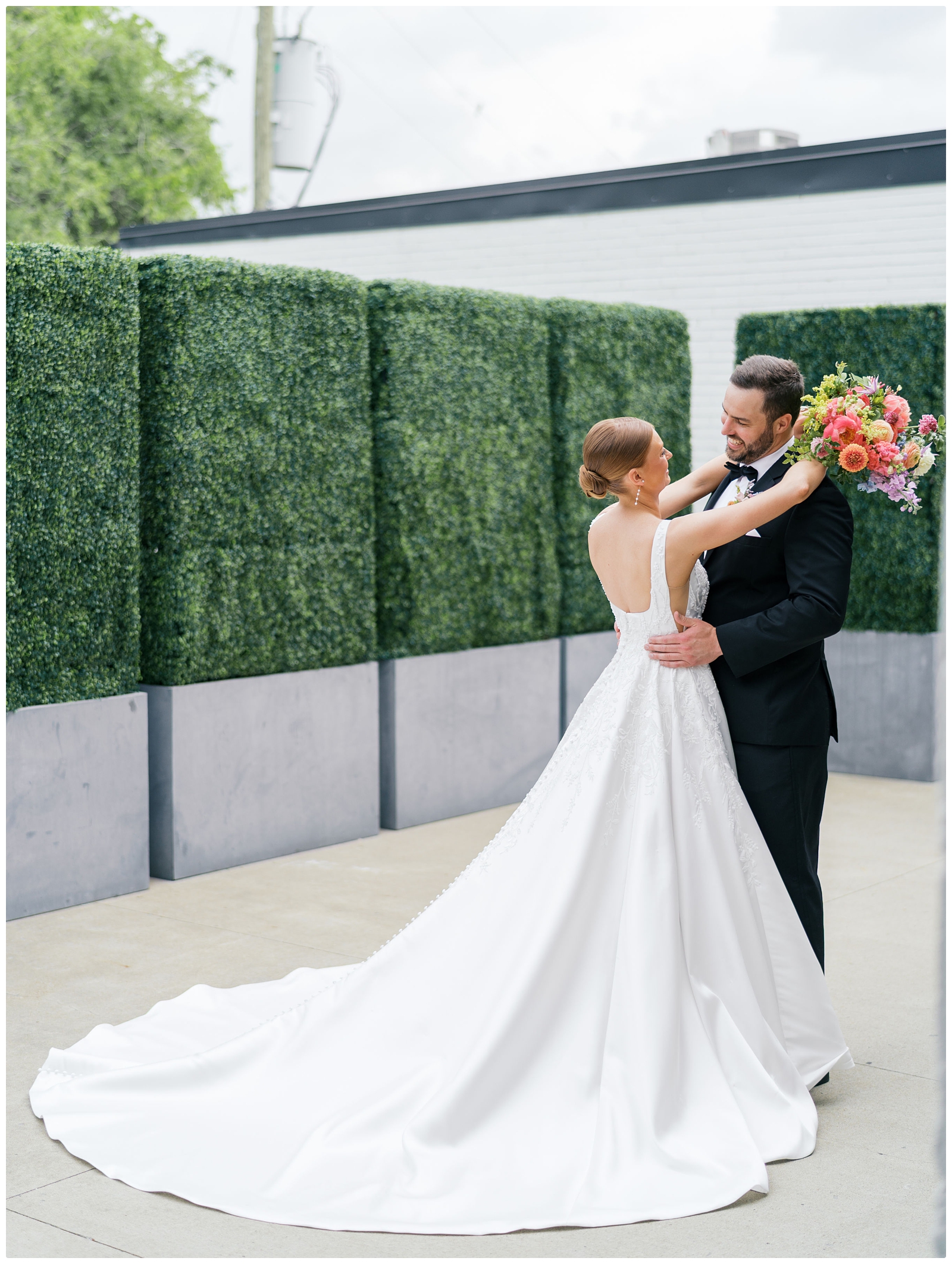 Saint Elle Nashville wedding photo