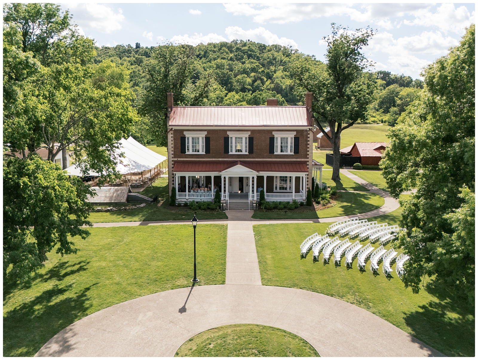 Ravenswood Mansion Wedding venue in tennessee